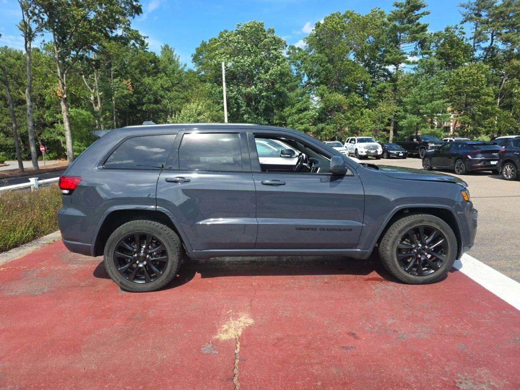 jeep grand cherokee 2018 1C4RJFAGXJC215226 image jeep grand cherokee 2018 1C4RJFAGXJC215226 image